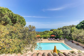 Villa provençale face à la mer